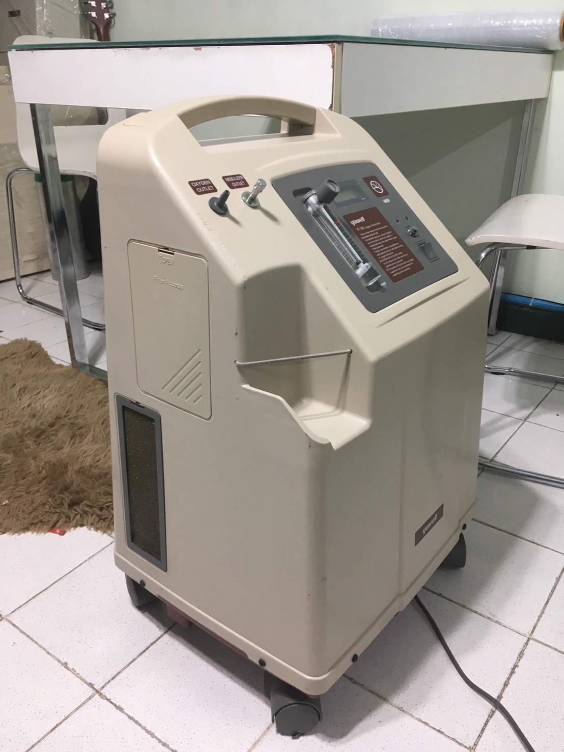 เครื่องผลิตออกซิเจน Yuwell รุ่น 7F-5W
