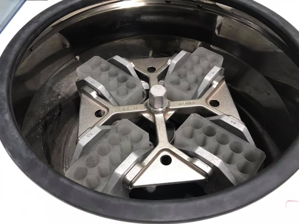 CENTRIFUGE KOKUSAN